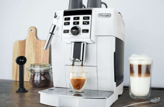 Delonghi Kaffeevollautomat „ECAM13.123.W“ für 203,95€